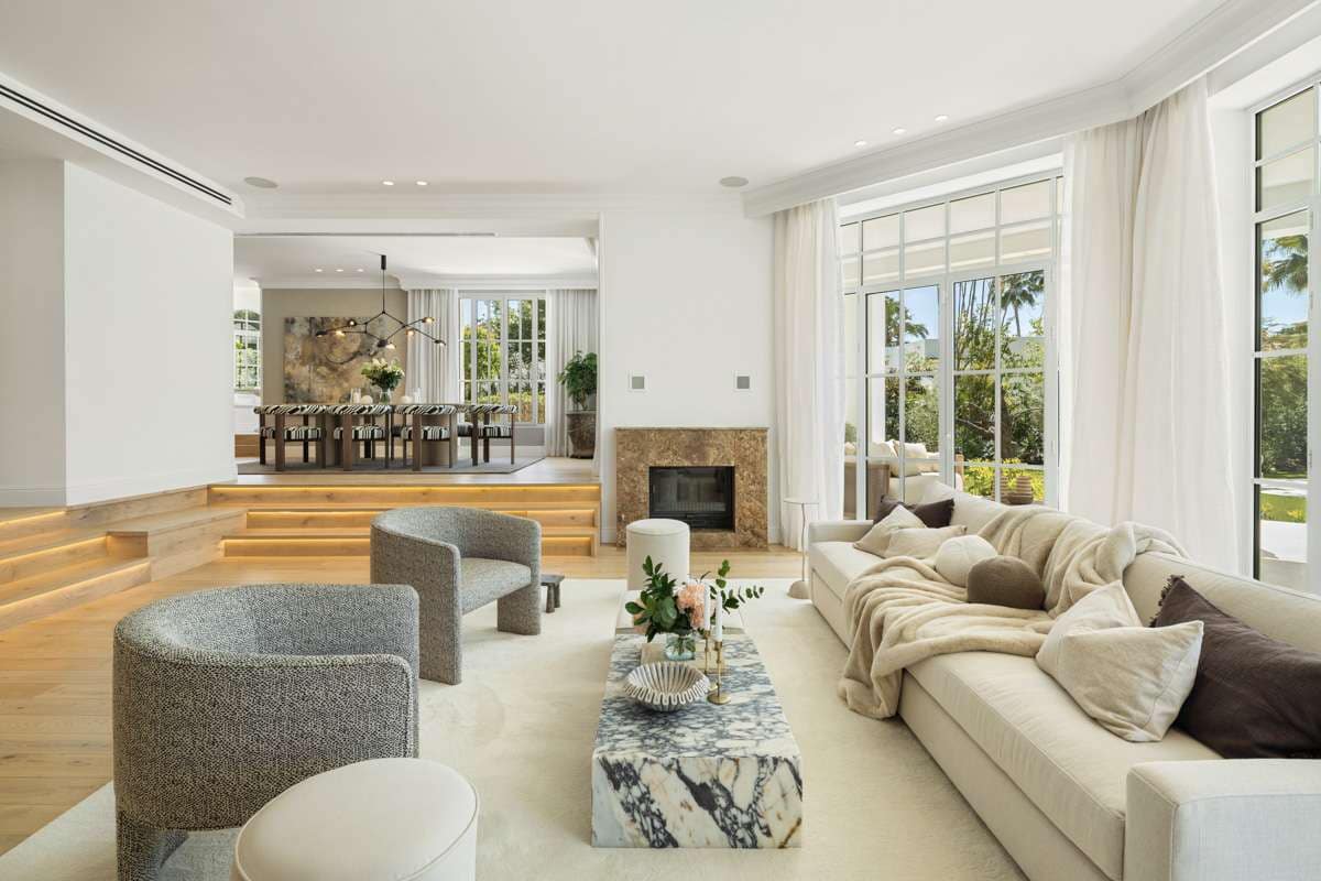 5 sovrum Villa till salu i Nueva Andalucia med pool garage - 8 900 000 € (Ref: 9767613)