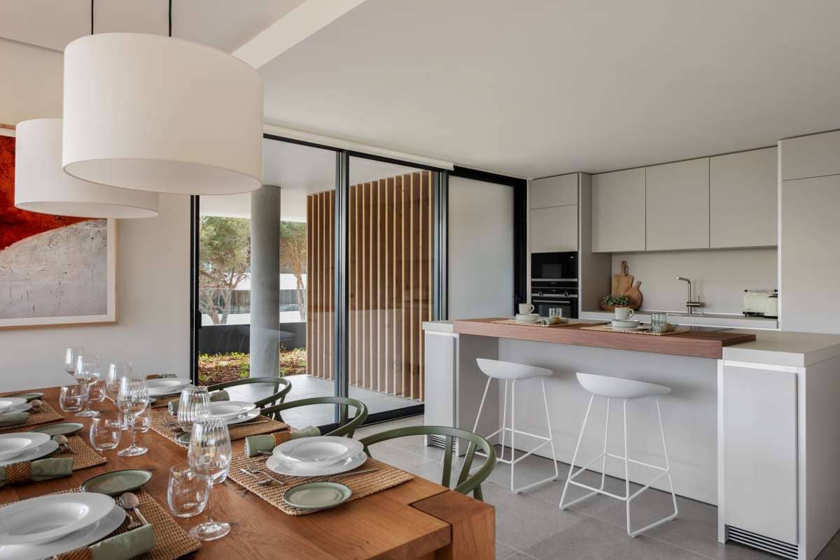 3 bedroom Apartment for sale in Pueblo Nuevo de Guadiaro with garage - € 1,300,000 (Ref: 9767621)