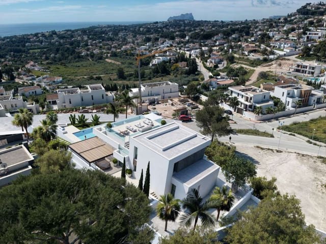 5 slaapkamer Villa te koop in Casco Urbano, Teulada-Moraira met zwembad garage - € 1.890.000 (Ref: 9767653)