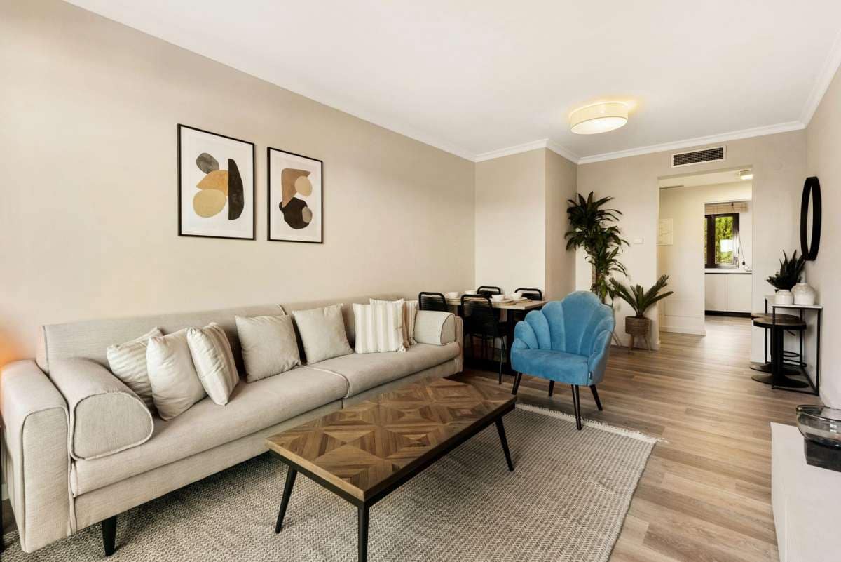 1 chambre Appartement à vendre à Benahavis avec piscine garage - 248 000 € (Ref: 9767720)