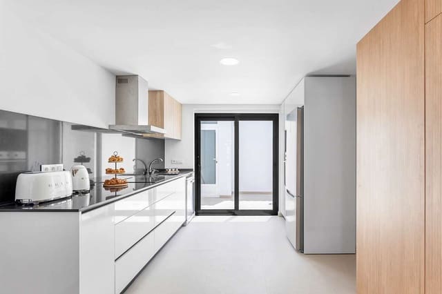 4 slaapkamer Halfvrijstaande villa te koop in Rafal met zwembad garage - € 269.000 (Ref: 9767743)