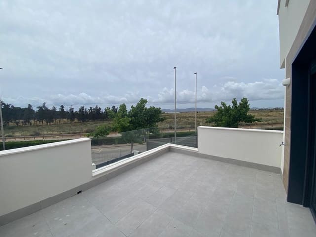 3 sypialnia Willa na sprzedaż w Las Lomas de Rame - Bahía Bella, Los Alcázares z basenem garażem - 419 900 € (Ref: 9767820)
