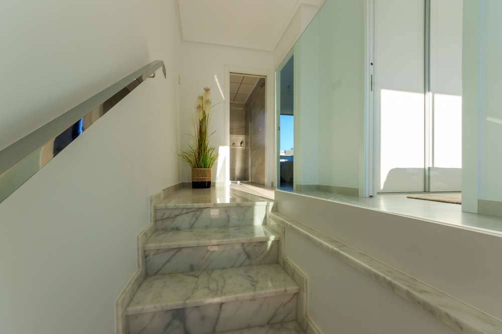 3 slaapkamer Huis te koop in Pilar de la Horadada met zwembad garage - € 354.900 (Ref: 9767898)