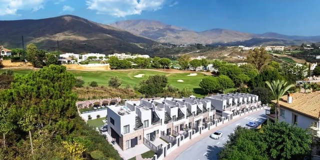 3 chambre Maison de Ville à vendre à Playa de los Boliches, Fuengirola - 595 000 € (Ref: 9768035)