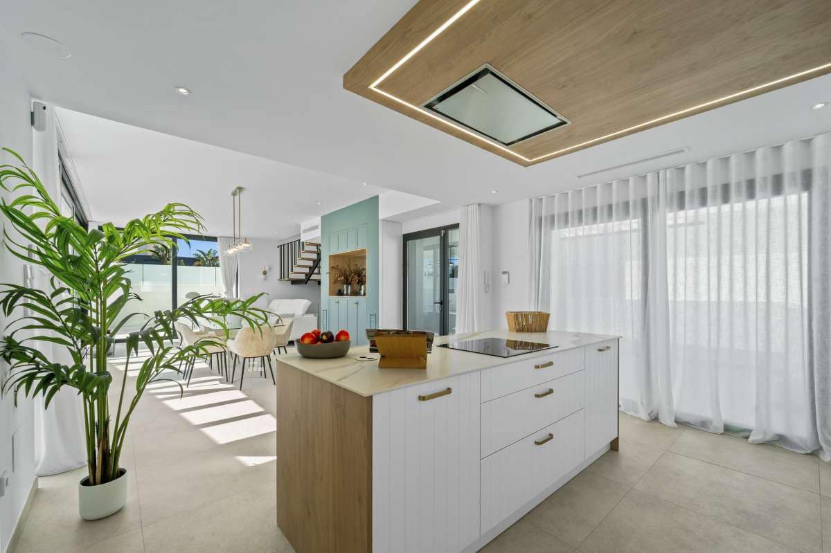 3 bedroom Villa for sale in Polop with pool garage - € 775,000 (Ref: 9768047)