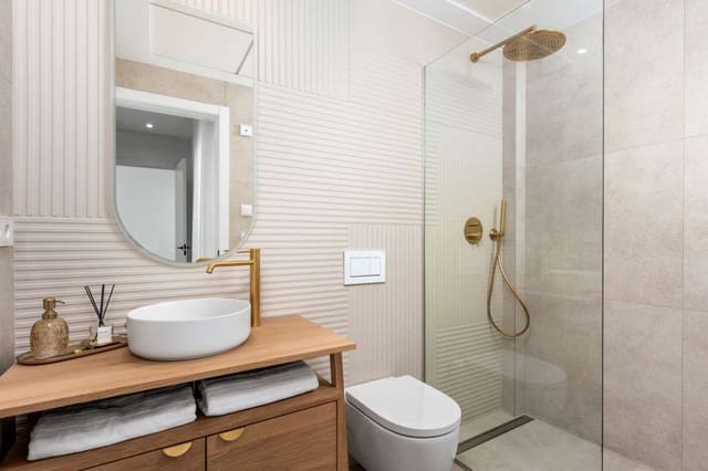 Chalet de 3 habitaciones en Polop en venta con piscina garaje - 775.000 € (Ref: 9768048)