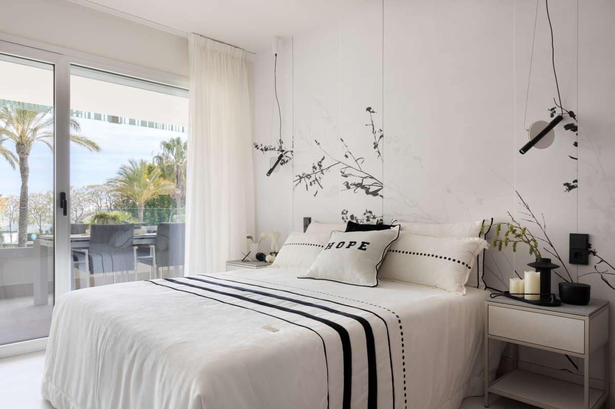 4 bedroom Apartment for sale in Marbella with pool garage - € 1,370,000 (Ref: 9768118)