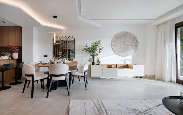 3 chambre Maison de Ville à vendre à Istán avec garage - 620 000 € (Ref: 9768128)