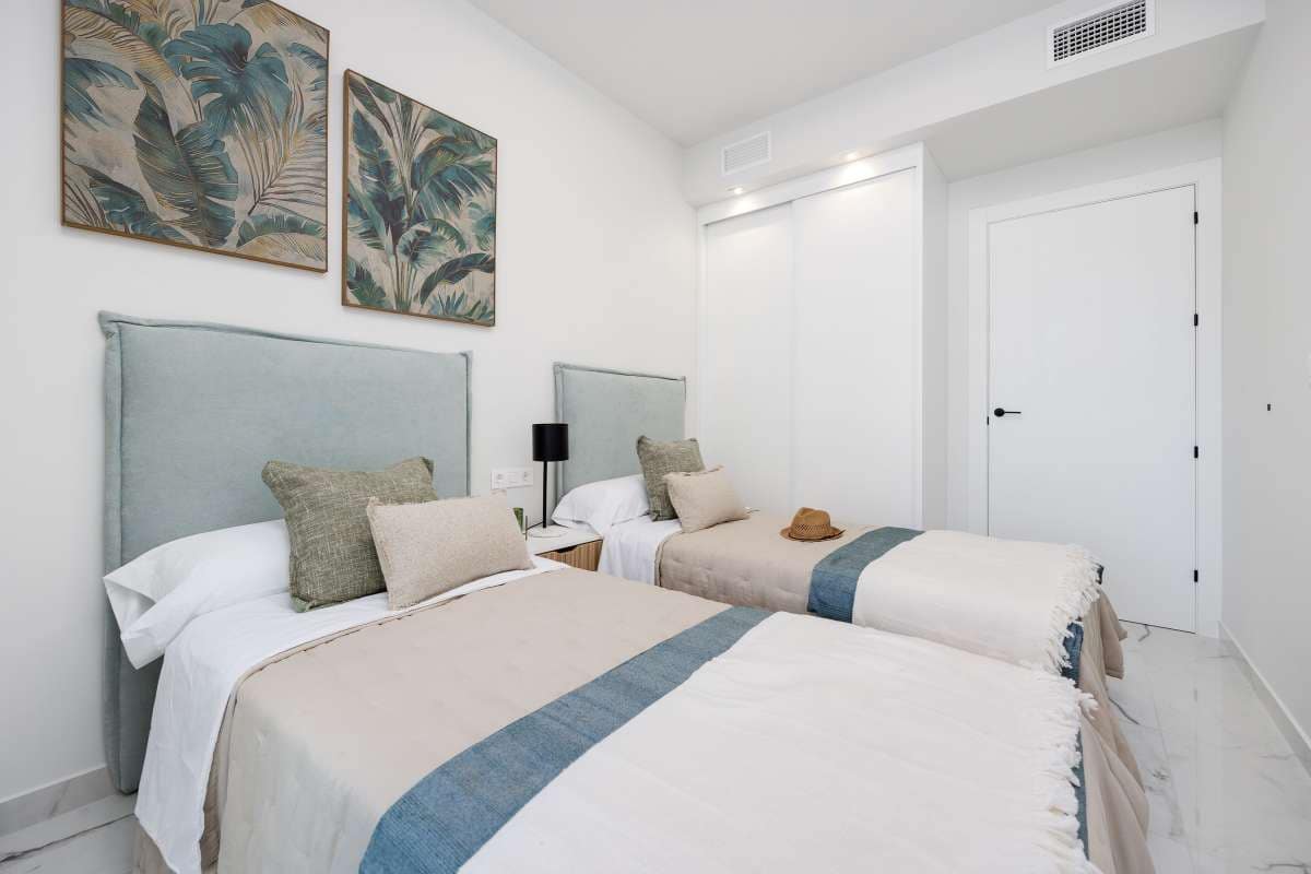 2 slaapkamer Appartement te koop in San Miguel de Salinas met zwembad garage - € 244.000 (Ref: 9768129)
