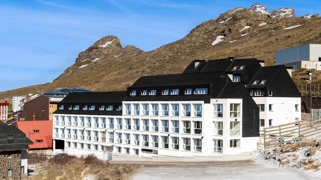 2 sypialnia Apartament na sprzedaż w Sierra Nevada, Monachil z garażem - 395 000 € (Ref: 9768158)