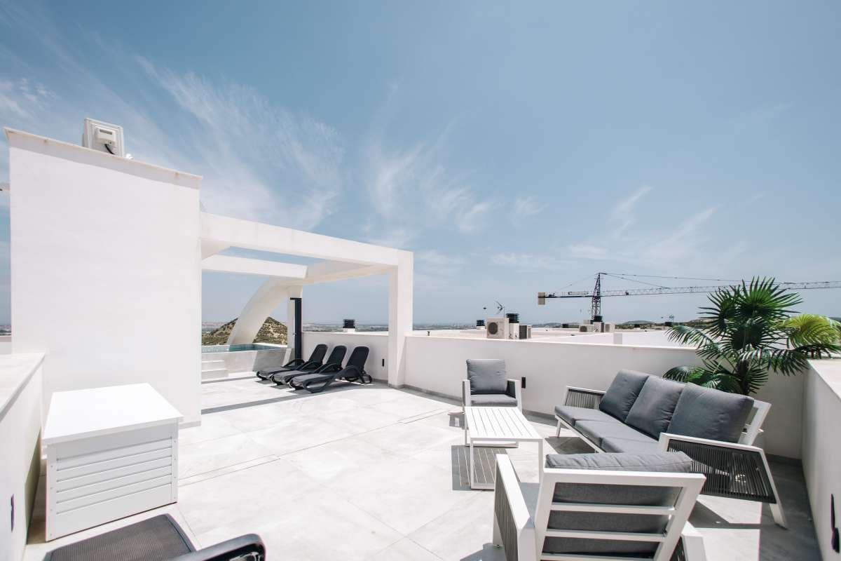 4 soveværelse Bungalow til salg i Ciudad Quesada med swimmingpool - € 599.000 (Ref: 9768244)