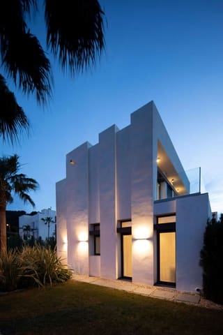 4 slaapkamer Villa te koop in La Manga Club, Cartagena met garage - € 840.000 (Ref: 9768247)