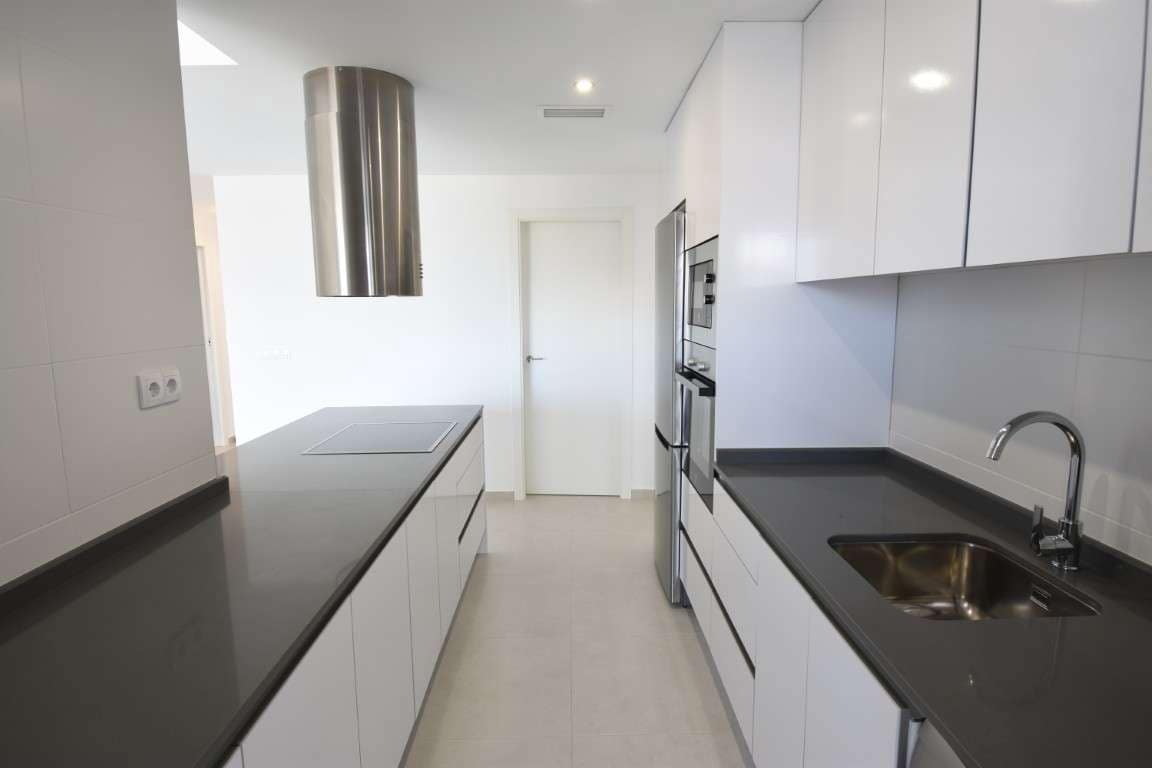 2 Zimmer Apartment zu verkaufen in San Miguel de Salinas mit Pool Garage - 245.000 € (Ref: 9768262)