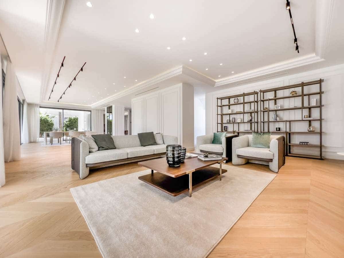 6 makuuhuone Huvila myytävänä paikassa Marbella mukana uima-altaan 
autotalli - 6 400 000 € (Ref: 9768296)