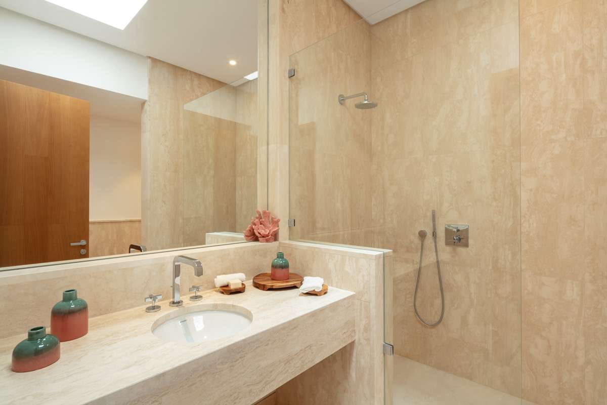 6 sypialnia Willa na sprzedaż w Casares z basenem garażem - 4 600 000 € (Ref: 9768333)