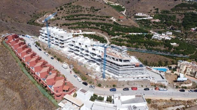 2 slaapkamer Appartement te koop in El Peñoncillo, Torrox - € 498.900 (Ref: 9768469)