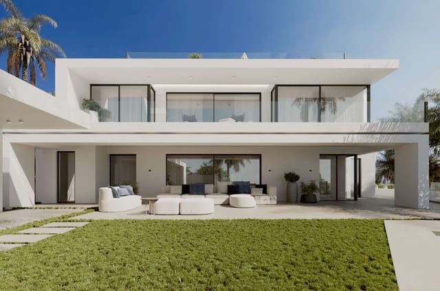 Chalet de 6 habitaciones en Sierra Blanca, Marbella en venta con piscina garaje - 7.800.000 € (Ref: 9768523)