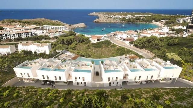 2 soveværelse Lejlighed til salg i Arenal d'en Castell, Es Mercadal med swimmingpool garage - € 850.000 (Ref: 9768607)