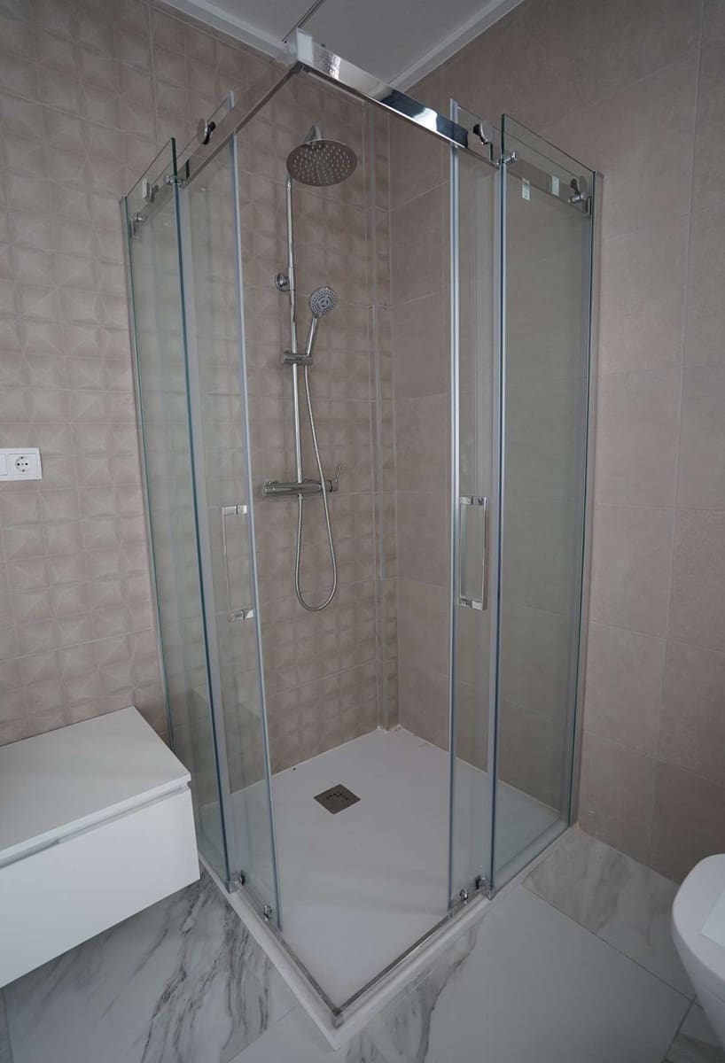 3 bedroom Villa for sale in Polop with pool garage - € 500,000 (Ref: 9768620)