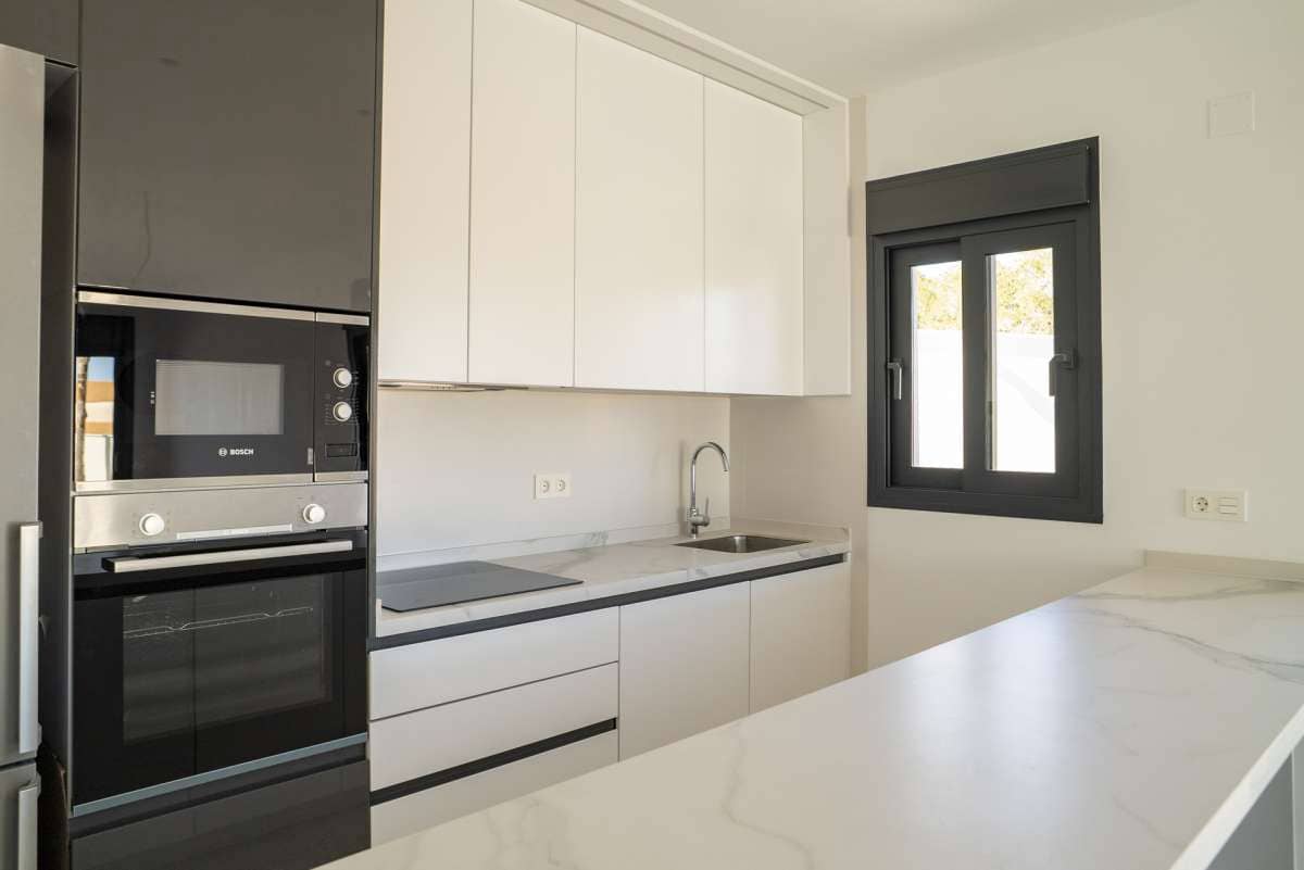 3 soverom Villa til salgs i La Nucia med svømmebasseng garasje - € 600 000 (Ref: 9768653)