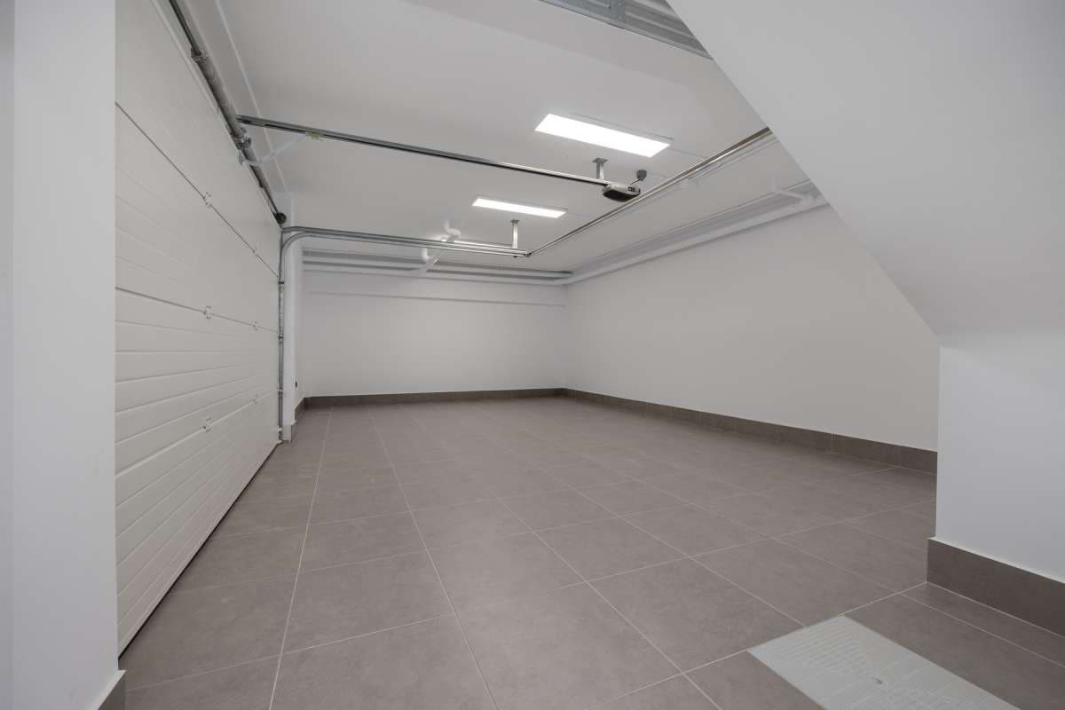 3 soveværelse Villa til salg i Torrevieja med swimmingpool garage - € 595.000 (Ref: 9768656)