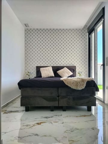 3 soveværelse Villa til salg i Pinar de Campoverde, Pilar de la Horadada med swimmingpool garage - € 460.000 (Ref: 9768670)