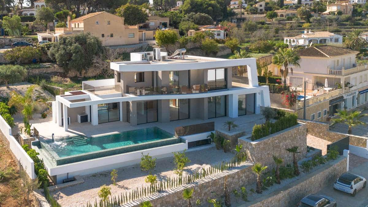 4 soveværelse Villa til salg i Benissa med swimmingpool garage - € 3.195.000 (Ref: 9768672)