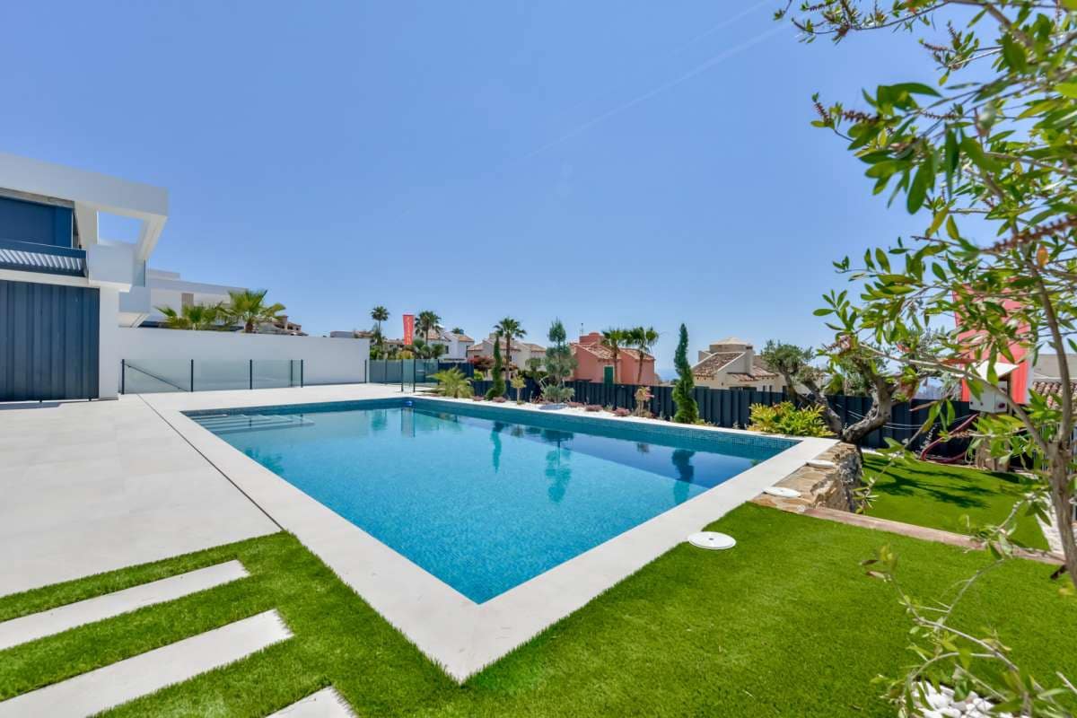 8 slaapkamer Villa te koop in Finestrat met zwembad garage - € 4.450.000 (Ref: 9768700)