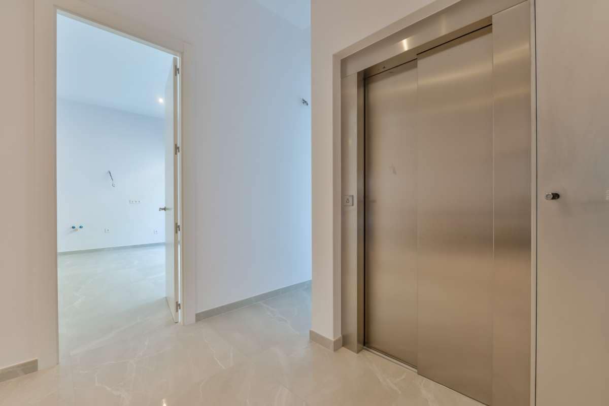 8 slaapkamer Villa te koop in Finestrat met zwembad garage - € 4.450.000 (Ref: 9768700)