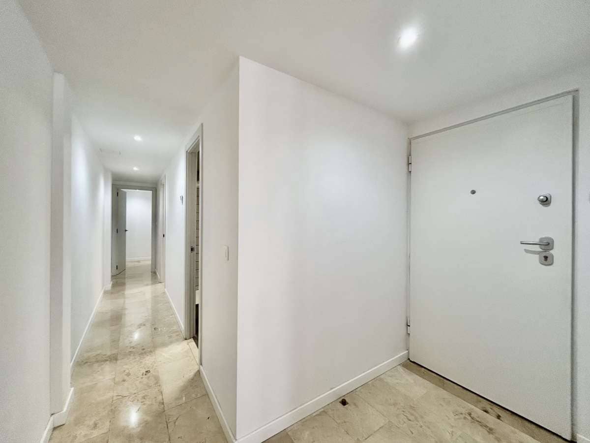 1 soverom Leilighet til salgs i Alicante by med garasje - € 234 900 (Ref: 9768748)