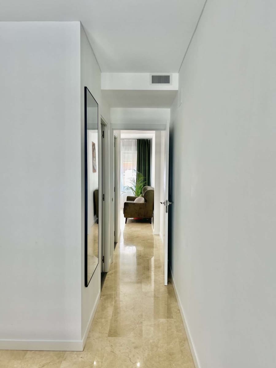 1 soverom Leilighet til salgs i Alicante by med garasje - € 234 900 (Ref: 9768748)