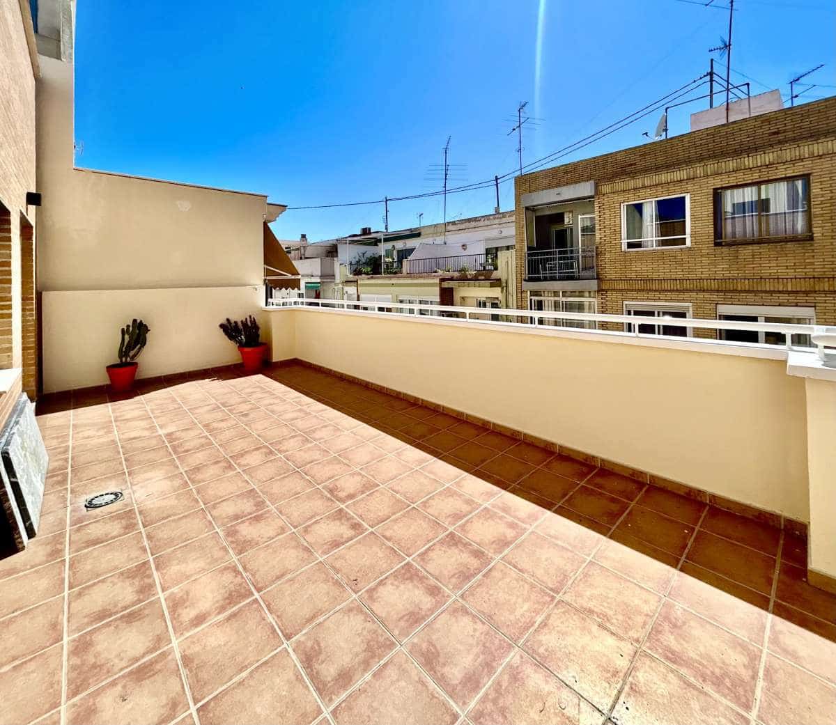 2 sypialnia Apartament na sprzedaż w Miasto Alicante / Alacant z garażem - 289 900 € (Ref: 9768749)