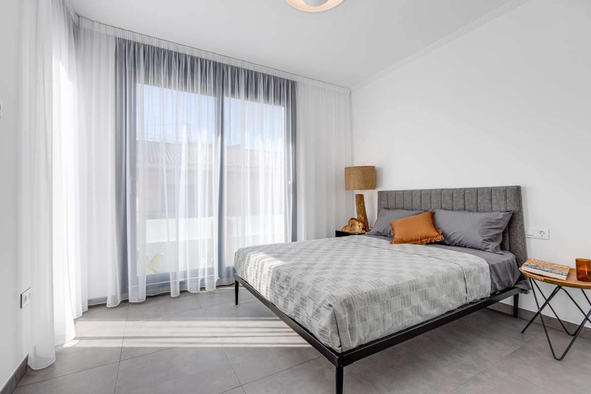 Chalet de 4 habitaciones en La Mata en venta con piscina garaje - 940.000 € (Ref: 9768765)