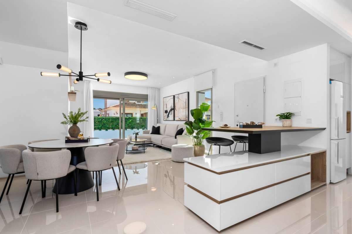 3 soverom Villa til salgs i Los Alcazares med svømmebasseng garasje - € 544 841 (Ref: 9768823)