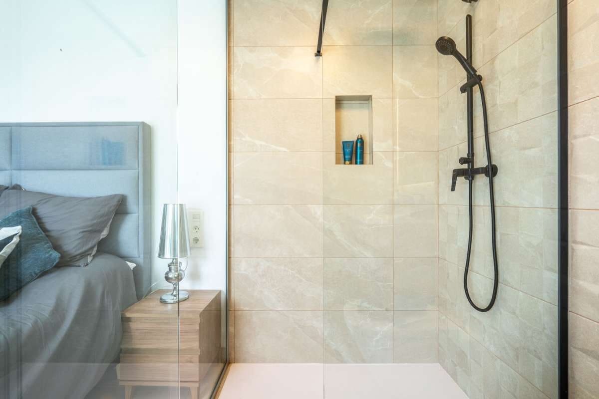 Pareado de 3 habitaciones en Roldan en venta con piscina - 379.950 € (Ref: 9768868)