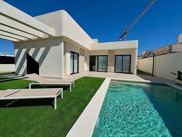 Pareado de 3 habitaciones en Roldan, Torre-Pacheco en venta con piscina - 379.950 € (Ref: 9768868)