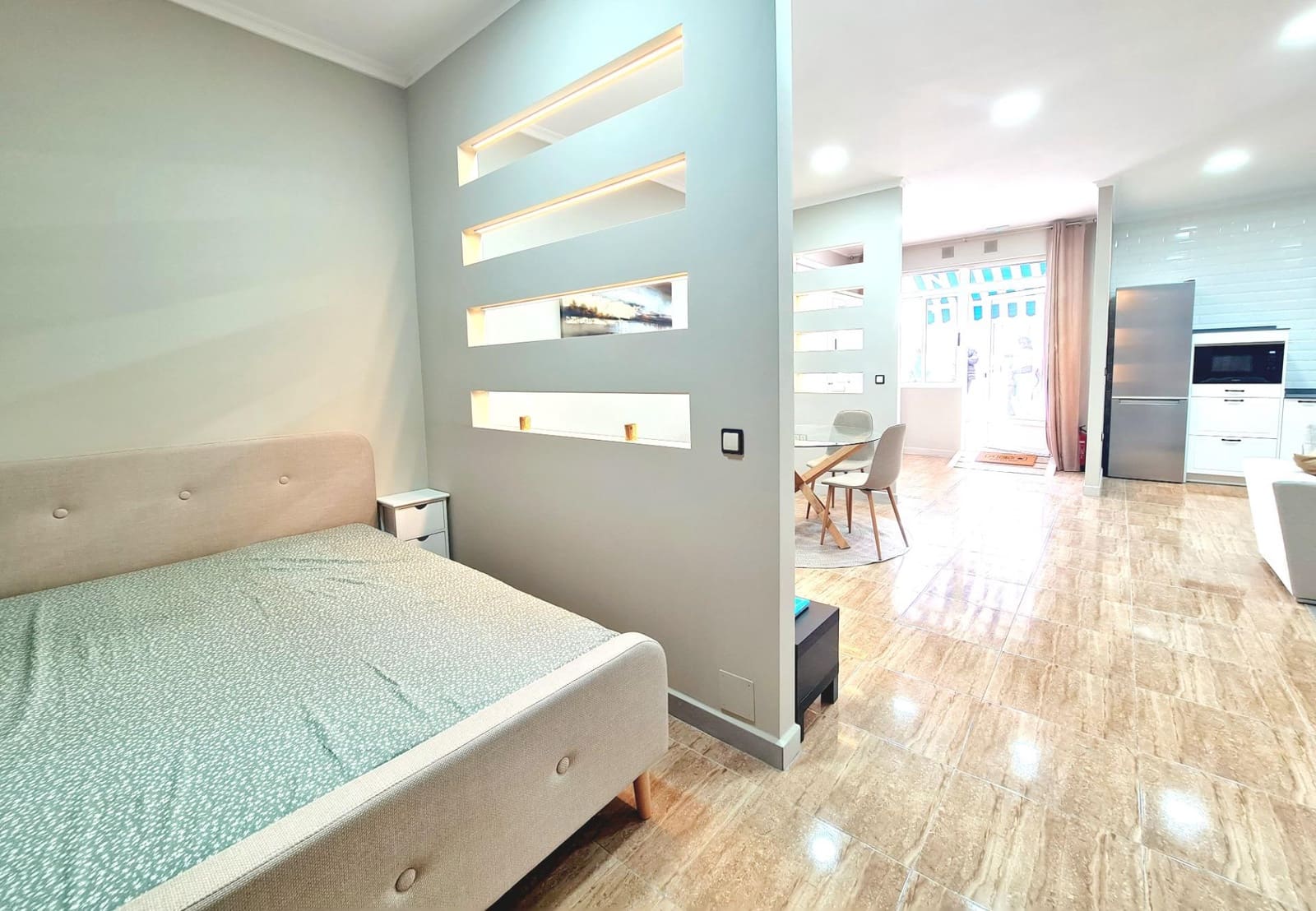1 chambre Studio à vendre à Torrevieja - 135 000 € (Ref: 9026946)