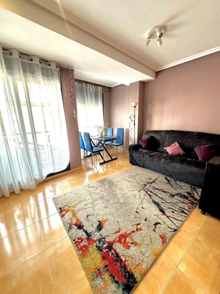 2 makuuhuone Huoneisto myytävänä paikassa Torrevieja - 156 000 € (Ref: 9843785)