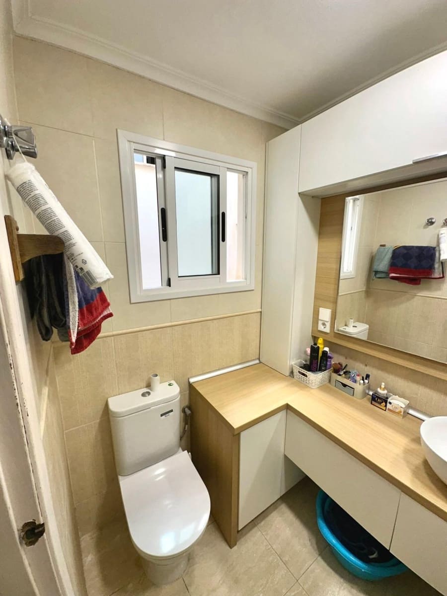 2 makuuhuone Huoneisto myytävänä paikassa Torrevieja - 156 000 € (Ref: 9843785)