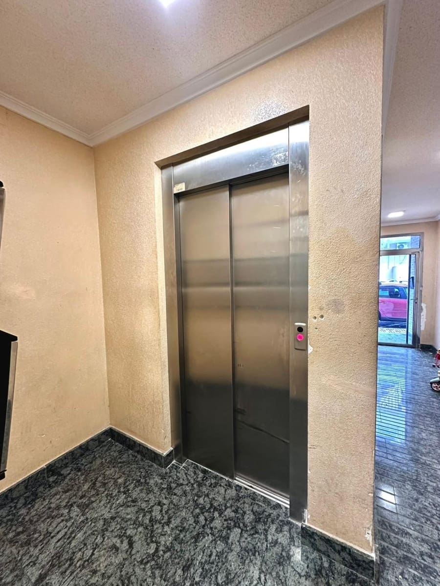 2 makuuhuone Huoneisto myytävänä paikassa Torrevieja - 156 000 € (Ref: 9843785)