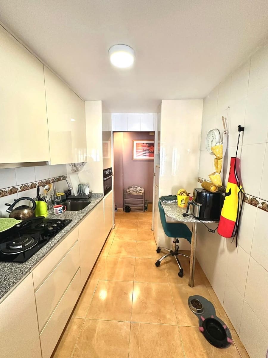 2 makuuhuone Huoneisto myytävänä paikassa Torrevieja - 156 000 € (Ref: 9843785)