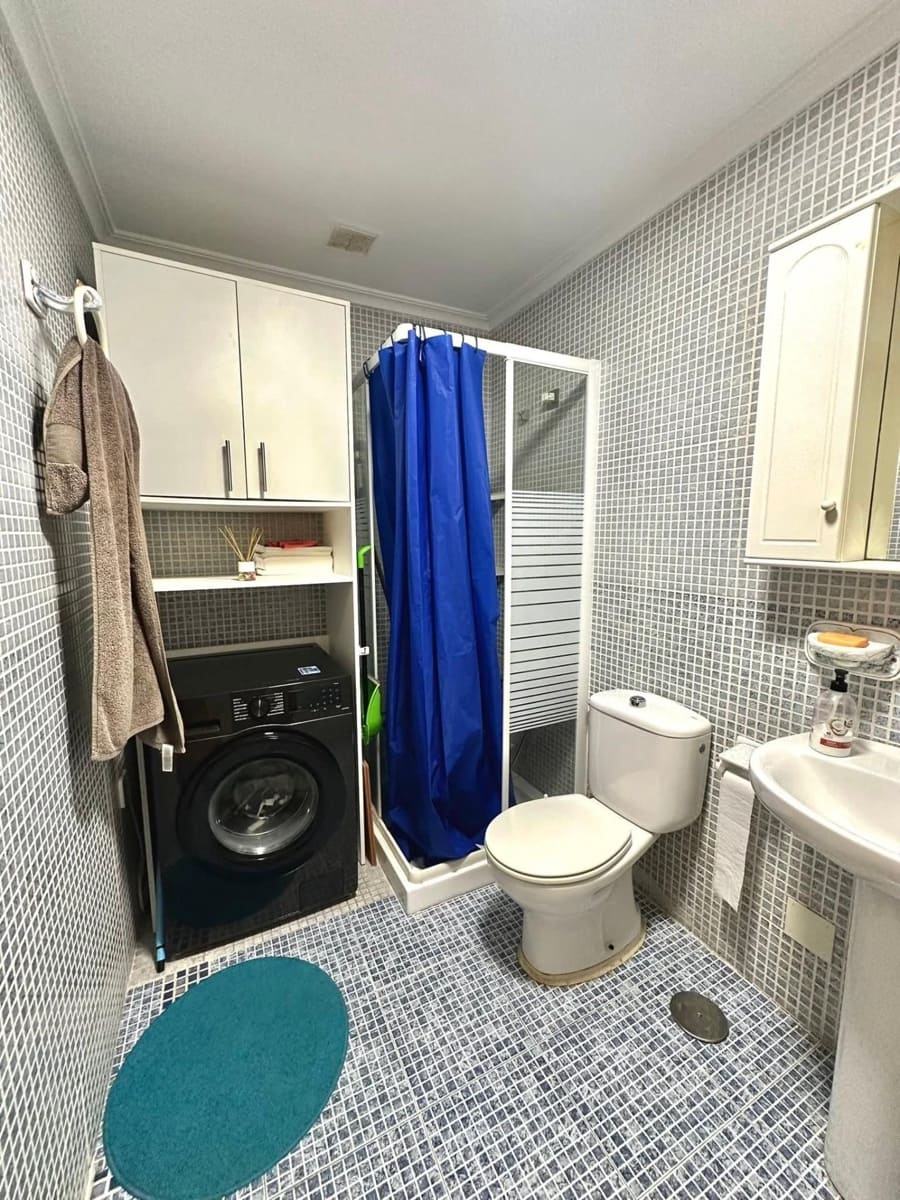 2 makuuhuone Huoneisto myytävänä paikassa Torrevieja - 156 000 € (Ref: 9843785)