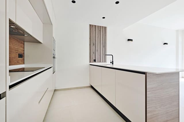 2 chambre Appartement à vendre à El Acequión - Los Náufragos, Torrevieja avec piscine - 339 000 € (Ref: 9843787)