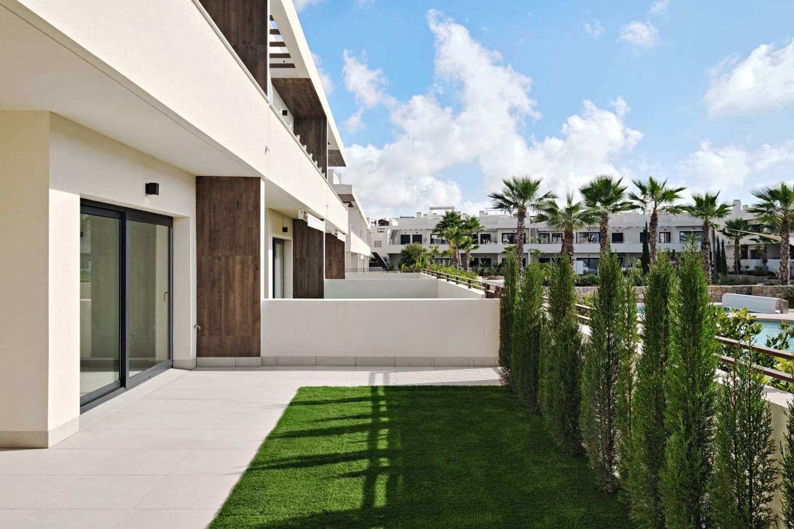2 chambre Appartement à vendre à Torrevieja avec piscine - 339 000 € (Ref: 9843787)