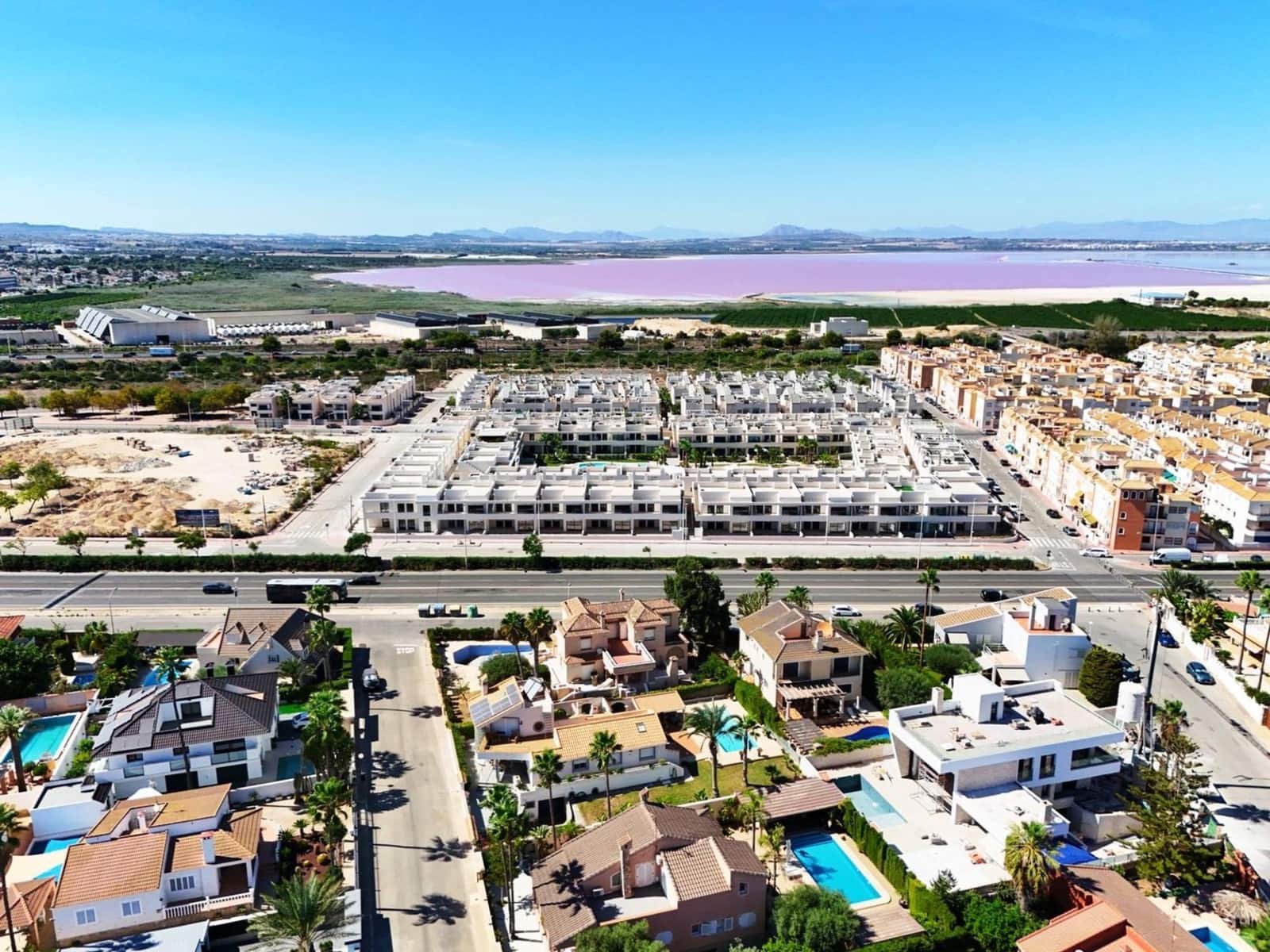 2 chambre Appartement à vendre à Torrevieja avec piscine - 339 000 € (Ref: 9843787)