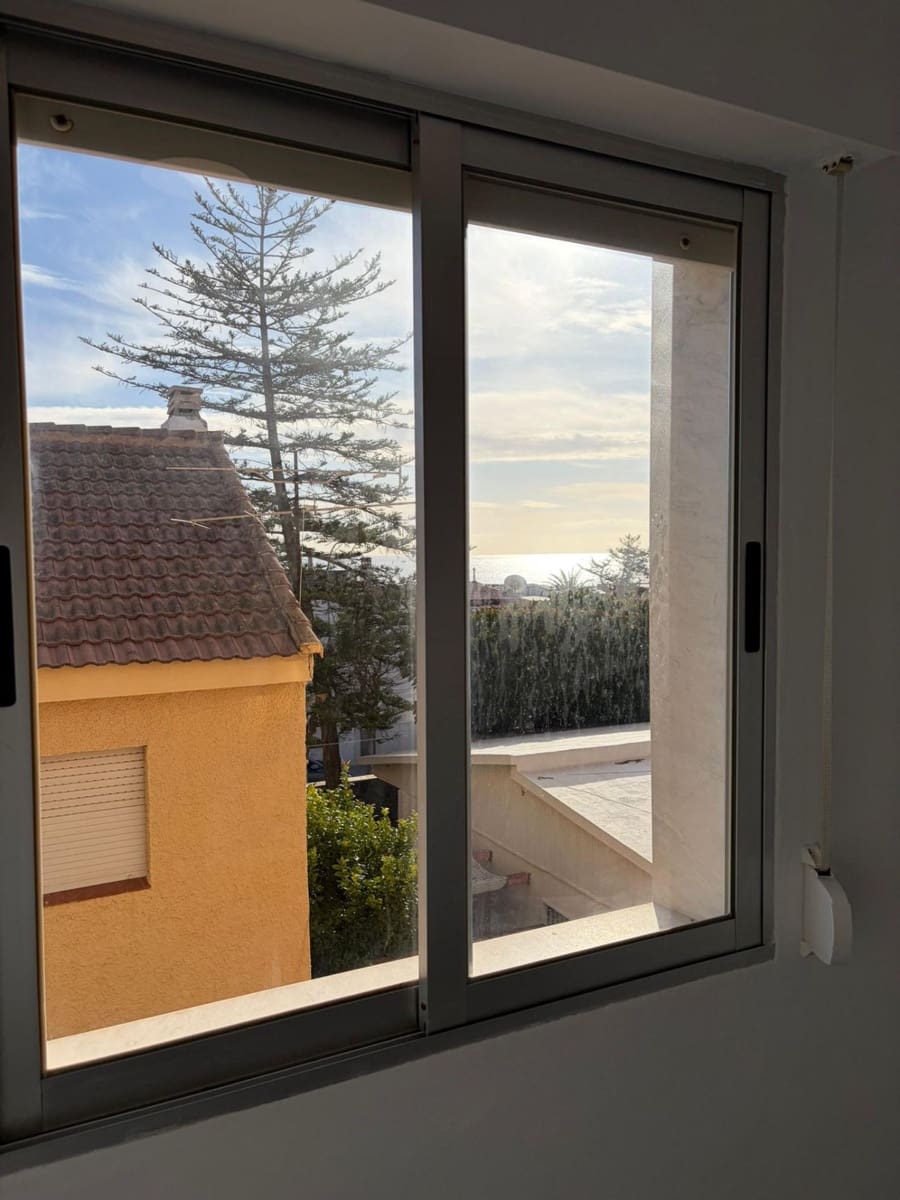 2 bedroom Apartment for sale in Pilar de la Horadada - € 142,000 (Ref: 9843789)