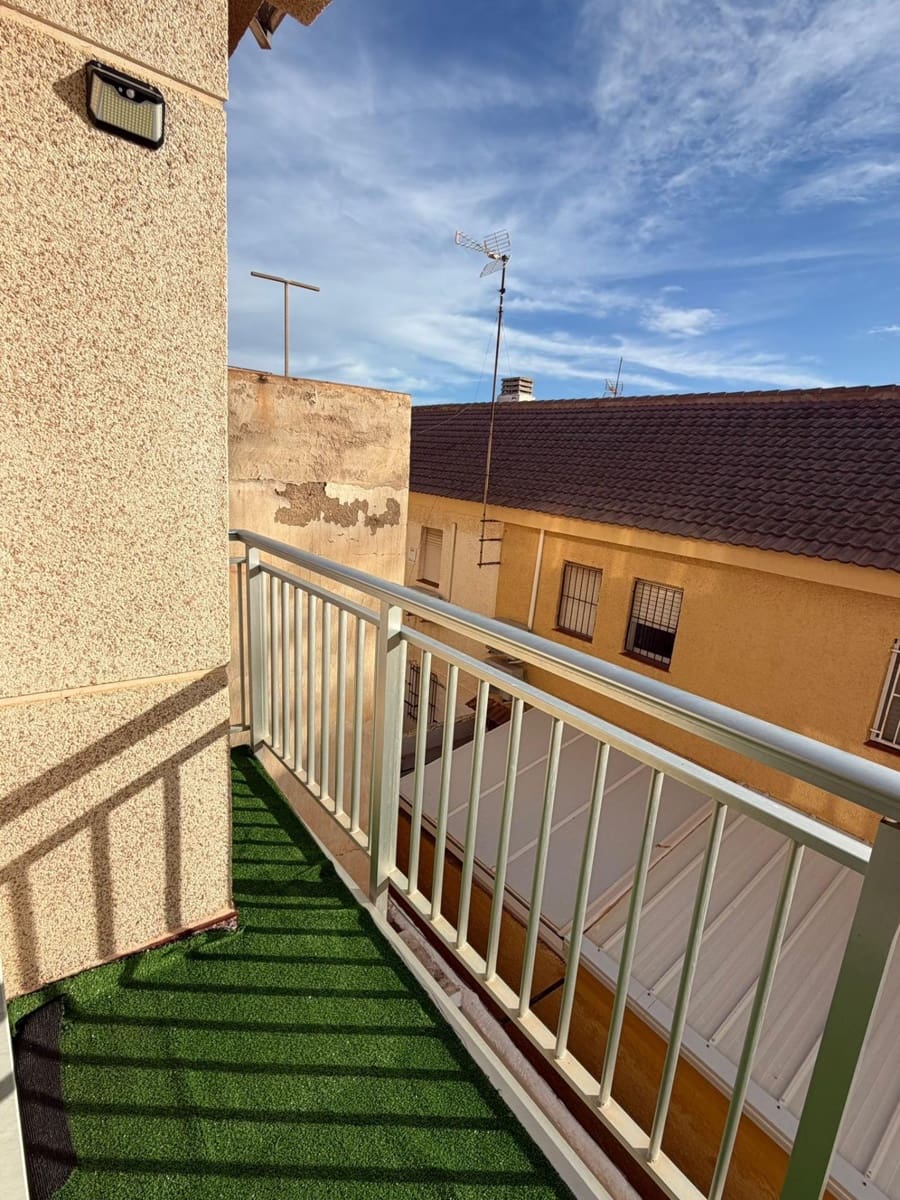 2 bedroom Apartment for sale in Pilar de la Horadada - € 142,000 (Ref: 9843789)