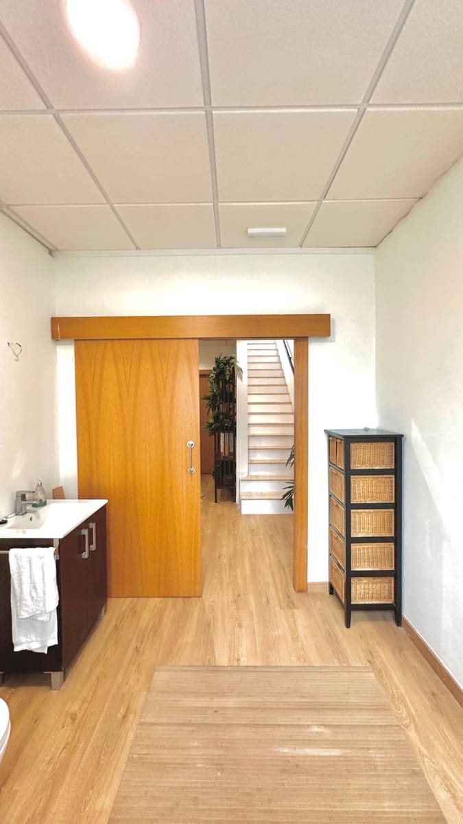 Commerciale in vendita in Dona Pepa - 238.000 € (Rif: 9843790)