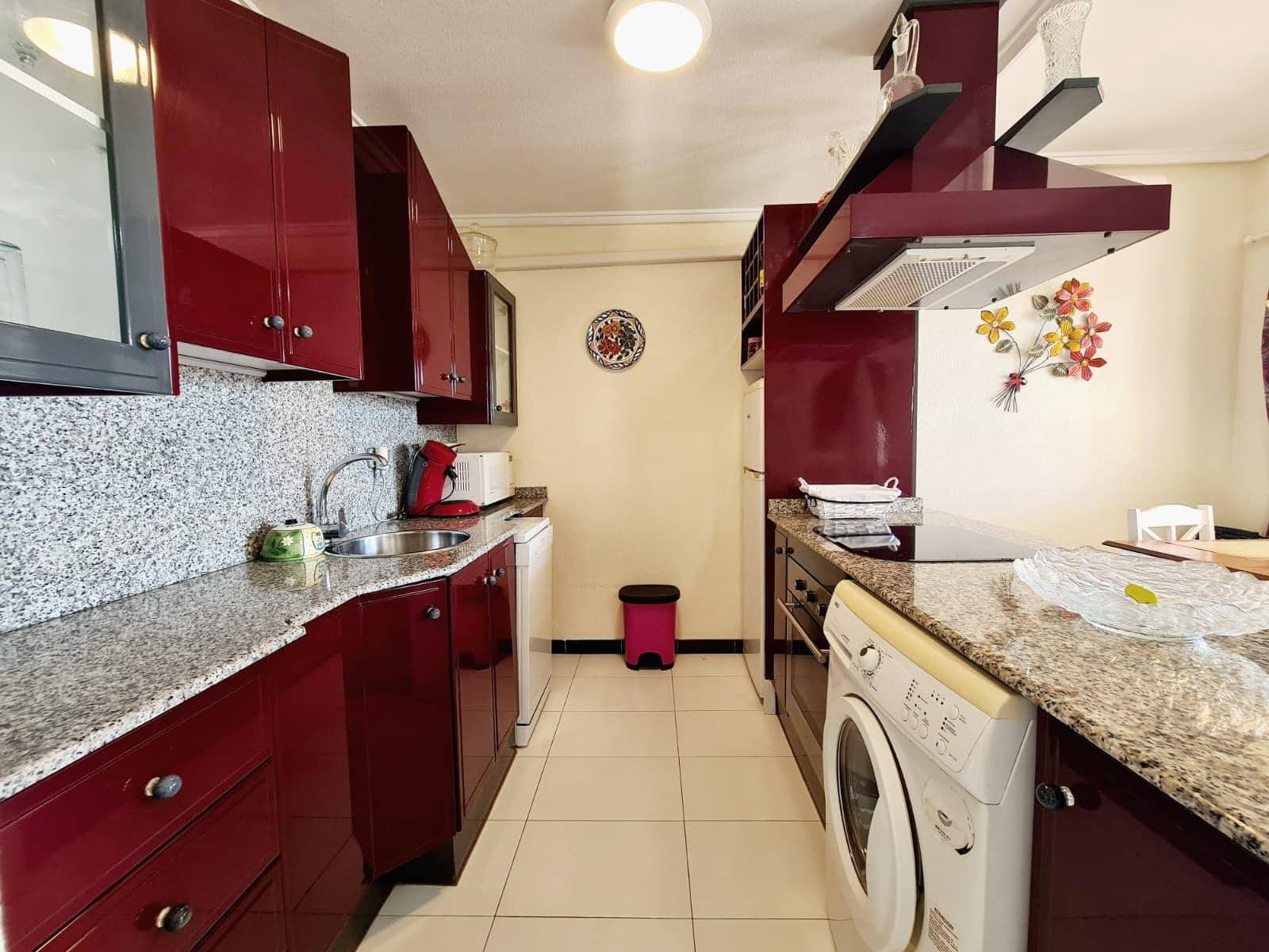 2 soveværelse Lejlighed til salg i Torrevieja med swimmingpool - € 185.900 (Ref: 9843791)