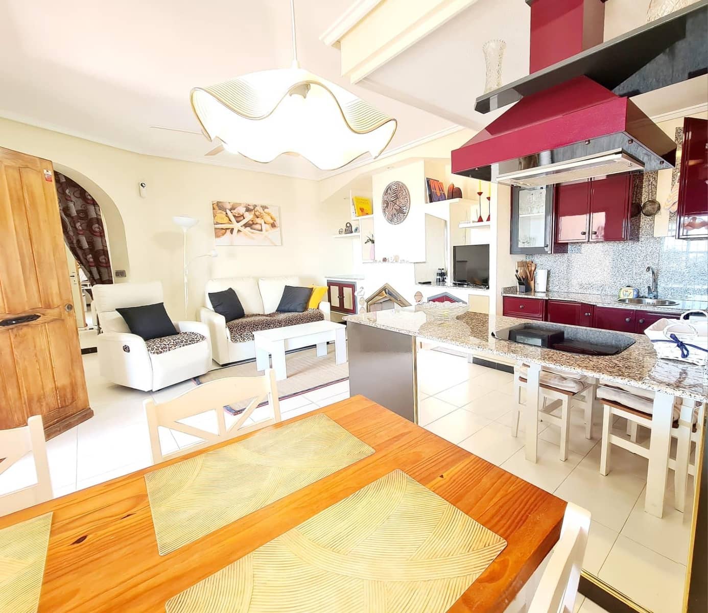 2 soveværelse Lejlighed til salg i Torrevieja med swimmingpool - € 185.900 (Ref: 9843791)